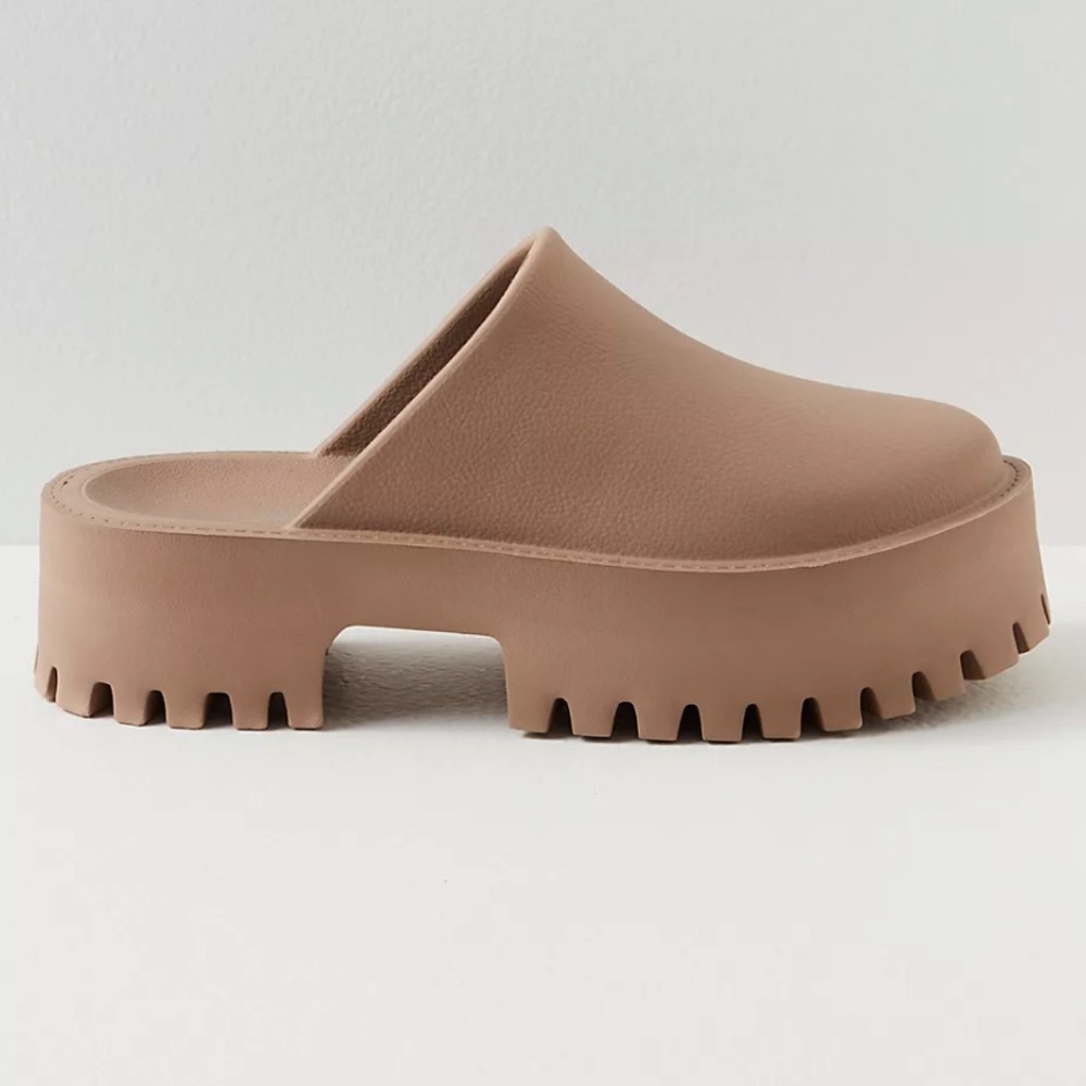 Jeffrey Campbell Bae Platform Mules